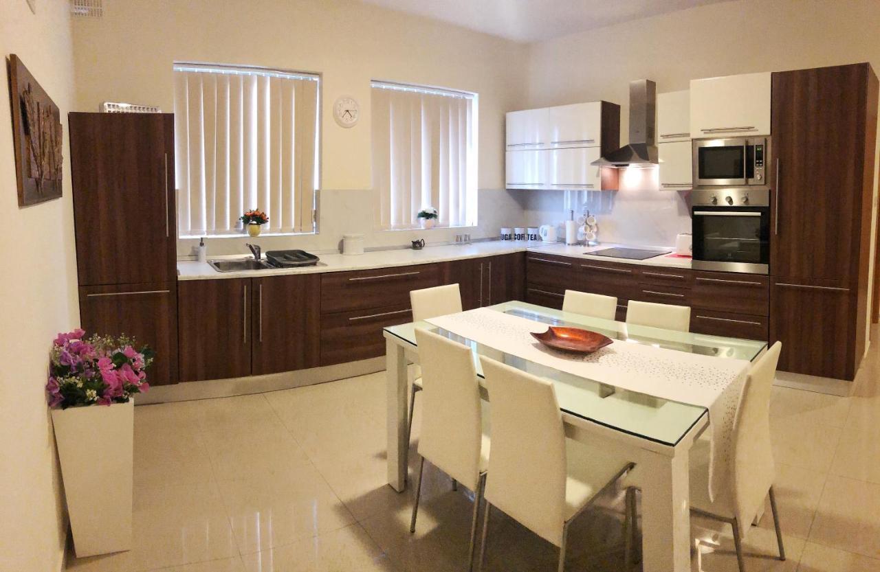 The Village Apartment 2 Kirkop 외부 사진
